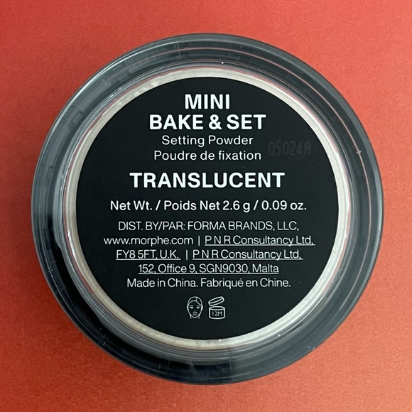 5 for $25! Morphe Morphe Bake & Set Setting Powder - Picture 2 of 3